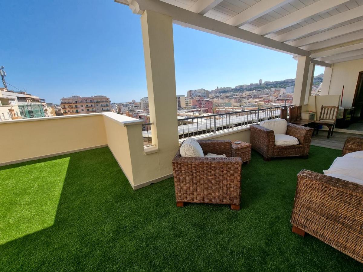 Attico Panoramico Cagliari Lejlighed Eksteriør billede