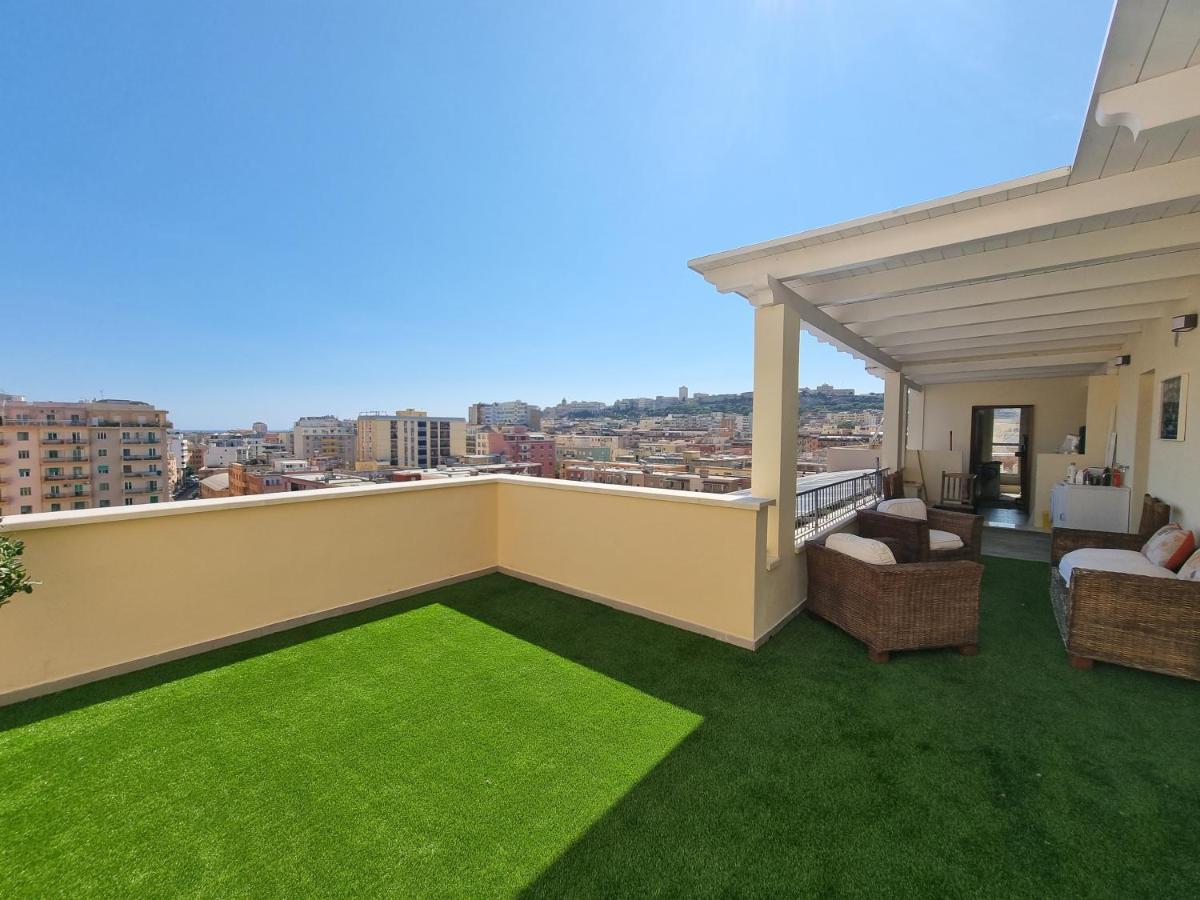 Attico Panoramico Cagliari Lejlighed Eksteriør billede